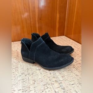 Born Suede women’s Shari boot 8.5